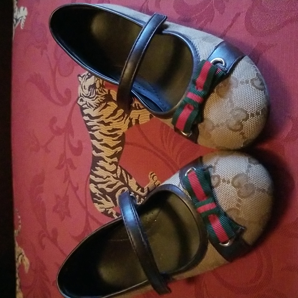 GIRLS GG SUPREME BROWN BALLET FLATS...Size - US (12.5); EU (30)